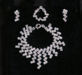 Tonner - Tyler Wentworth - Jewelry essentials - diamonds